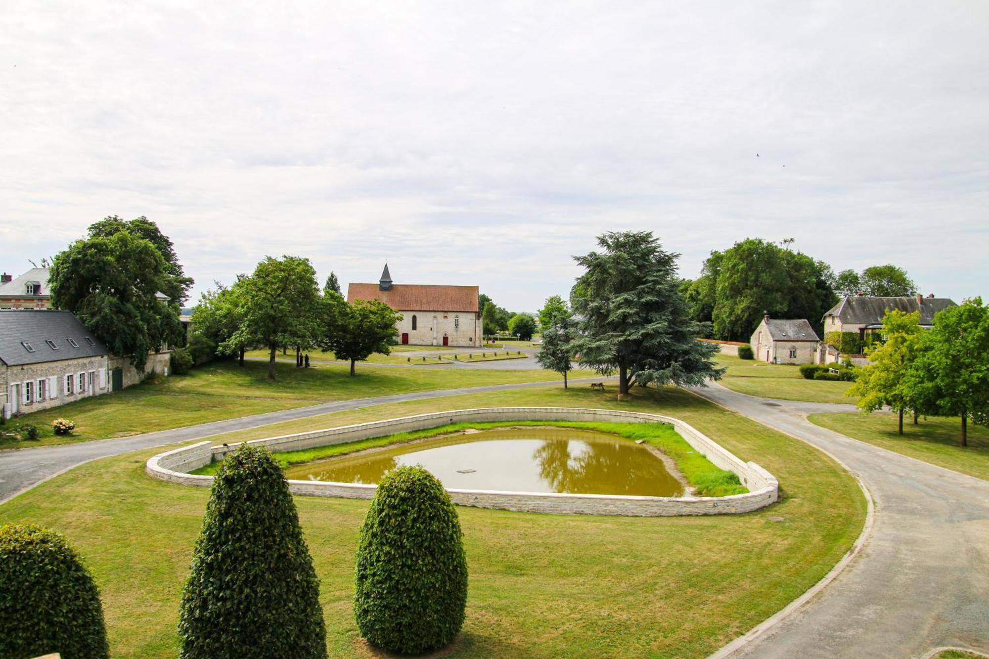 Gite La Petite Ferme Clermont-les-Fermes Exteriör bild